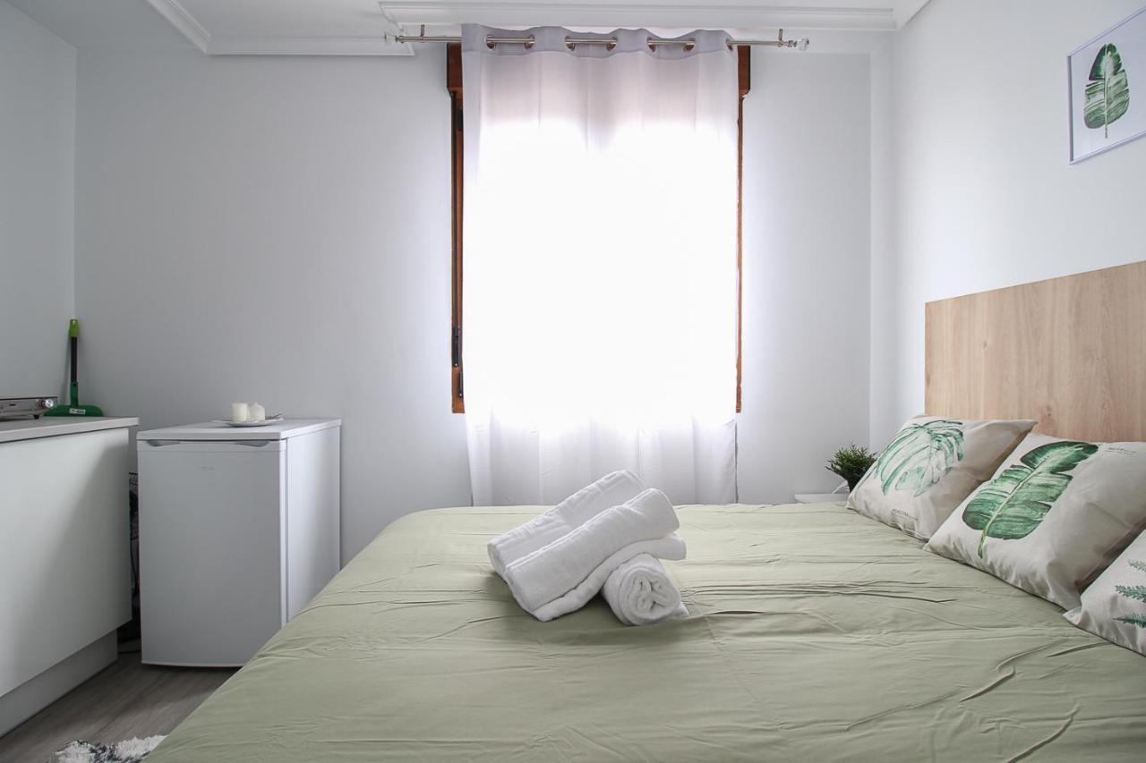 Loft Con Office Santander Apartment Luaran gambar